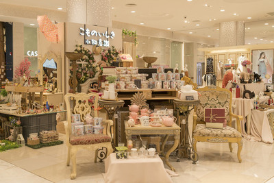 布艺窗帘 家居装饰的艺术与实用之美